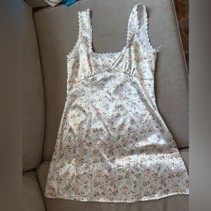 Princess Polly Floral Satin Dress - White, Purple, orange